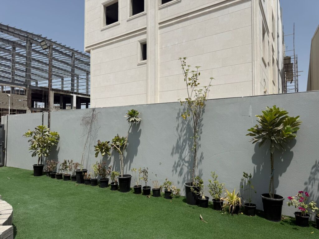 compound wall